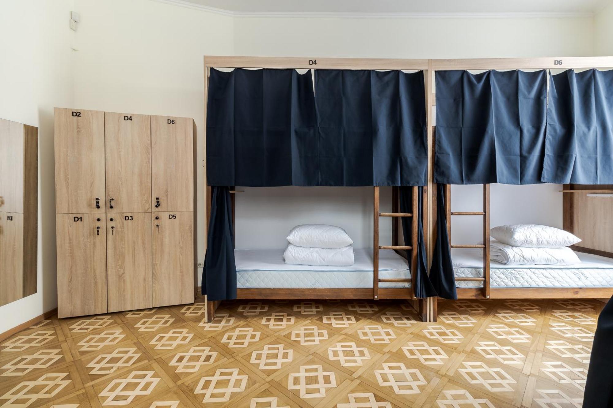 Soborniy Hostel Lviv Exteriör bild