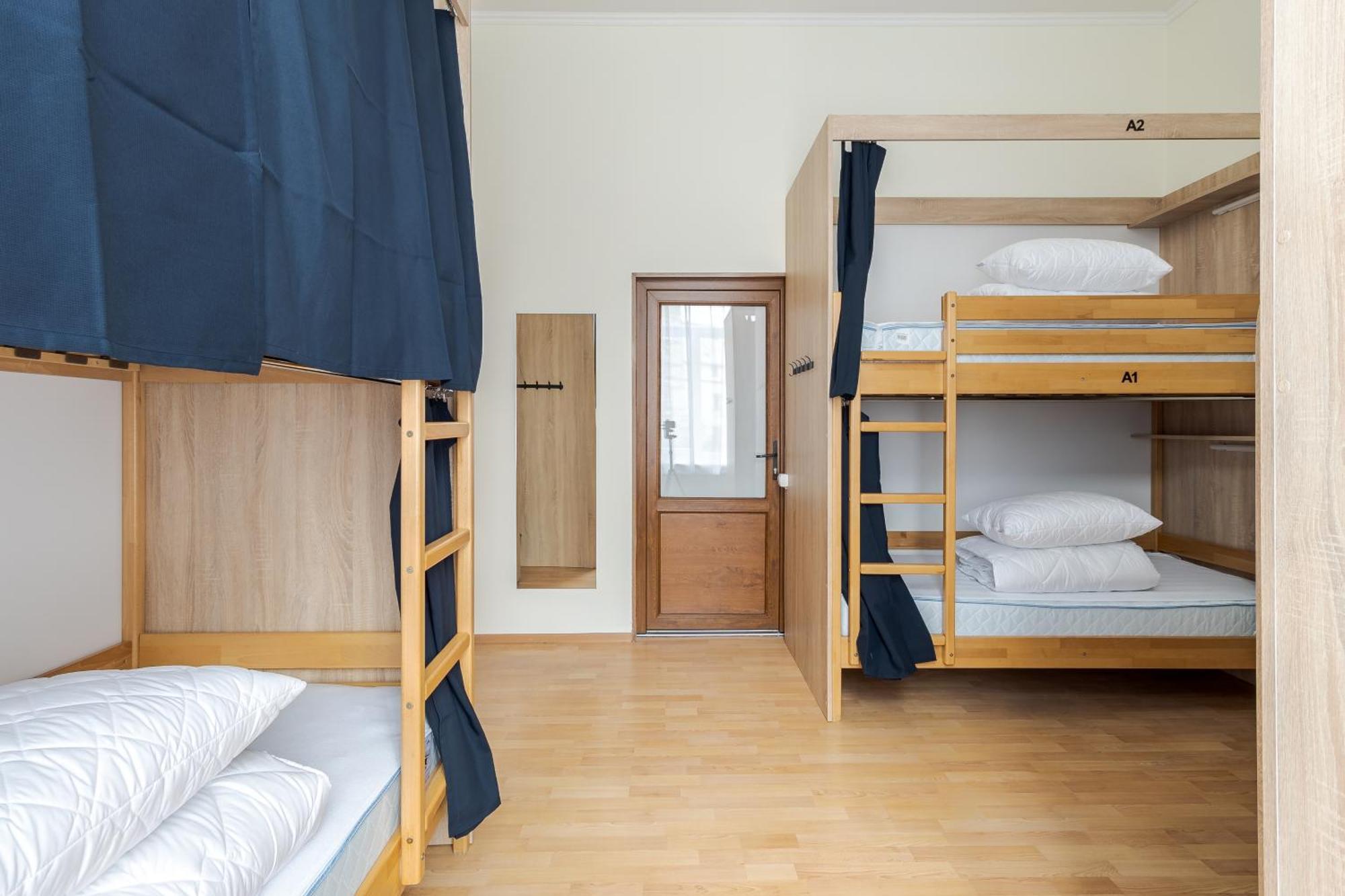 Soborniy Hostel Lviv Exteriör bild